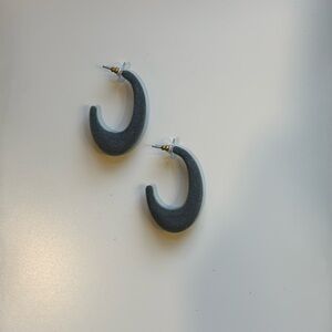 Tuckernuck velvet hoop earrings, new